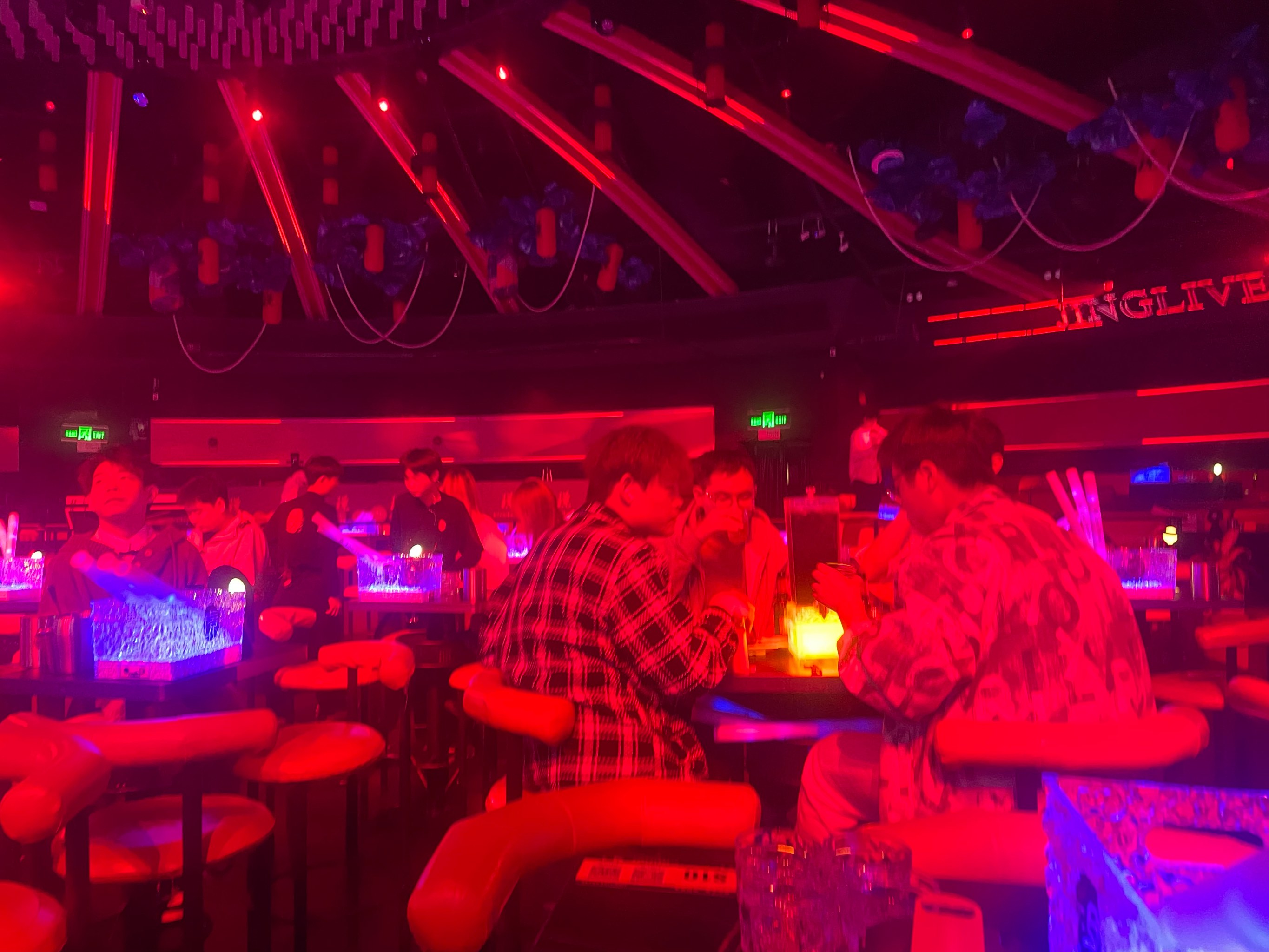 嘉兴商务ktv单人包间-嘉善县ktv预订